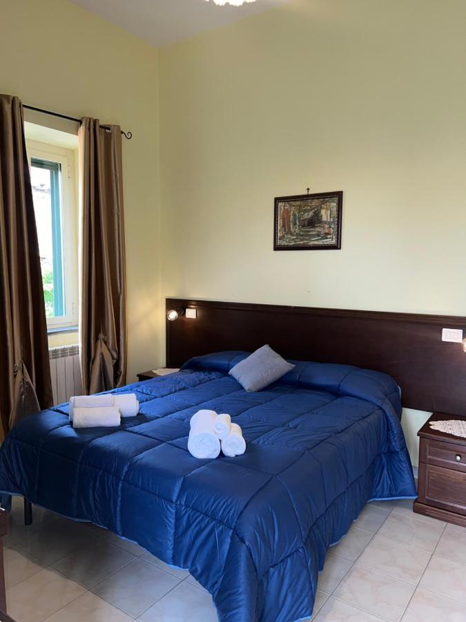 Agriturismo Le Grottelle Villa SantʼAgata sui Due Golfi Kültér fotó