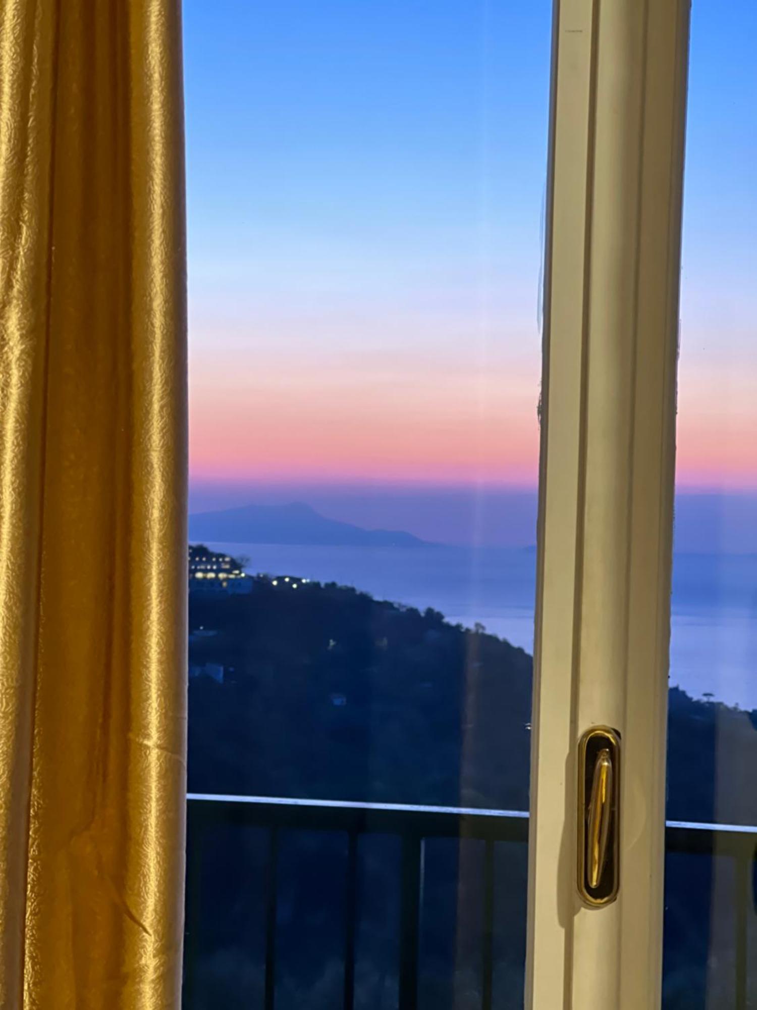 Agriturismo Le Grottelle Villa SantʼAgata sui Due Golfi Kültér fotó