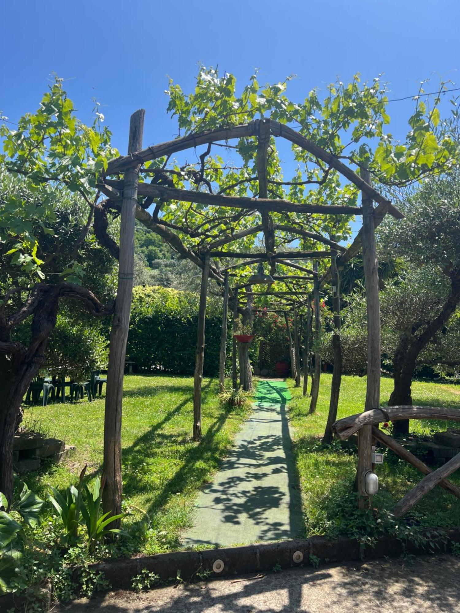 Agriturismo Le Grottelle Villa SantʼAgata sui Due Golfi Kültér fotó